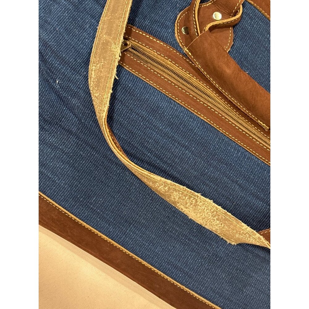 Vintage-Inspired Boho Shoulder Bag Chevron Pattern & Leather Accents Adjustable - Picture 6 of 10